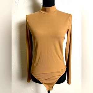 H&M beige, bodysuit long sleeve